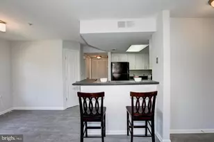 921 Hillside Lake Terrace, Gaithersburg, MD 20878 - Photo 6