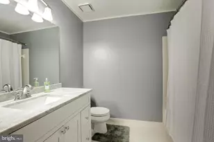 921 Hillside Lake Terrace, Gaithersburg, MD 20878 - Photo 10