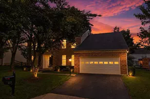 213 Bristol Downs Dr, Gaithersburg, MD 20877 - Photo 2