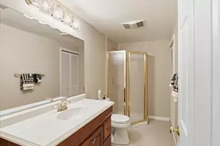 213 Bristol Downs Dr, Gaithersburg, MD 20877 - Photo 42
