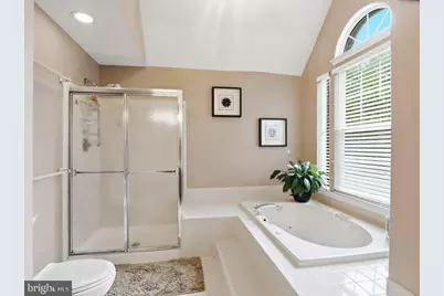 213 Bristol Downs Drive, Gaithersburg, MD 20877 - Photo 36