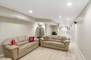 213 Bristol Downs Dr, Gaithersburg, MD 20877 - Photo 46