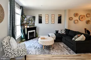 13028 Shamrock Glen Dr, Germantown, MD 20878 - Photo 6