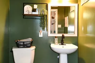 13028 Shamrock Glen Dr, Germantown, MD 20878 - Photo 4