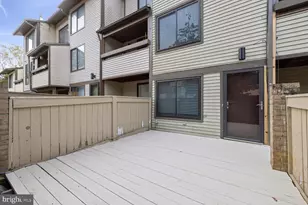 9406 Collette Way, Montgomery Village, MD 20886 - Photo 14