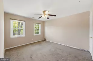 19359 Frenchton Pl, Gaithersburg, MD 20886 - Photo 8