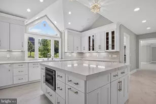 10240 Democracy Blvd, Potomac, MD 20854 - Photo 14