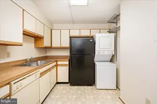 15101 Interlachen Dr, Silver Spring, MD 20906 - Photo 24