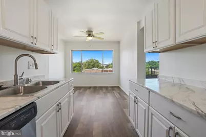 454 Girard Street #373, Gaithersburg, MD 20877 - Photo 4