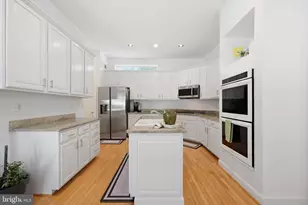 308 Barnside Pl, Rockville, MD 20850 - Photo 18
