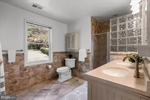 6023 Walhonding Rd, Bethesda, MD 20816 - Photo 18