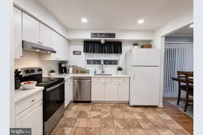 13005 Pickering Drive, Germantown, MD 20874 - Photo 2