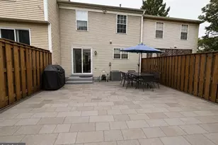 13005 Pickering Dr, Germantown, MD 20874 - Photo 10