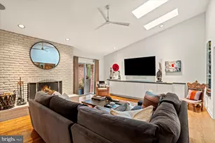 6800 Melody Ln, Bethesda, MD 20817 - Photo 20