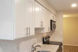 405 Christopher Ave, Gaithersburg, MD 20879 - Photo 6