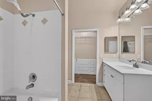 501 Hungerford Dr, Rockville, MD 20850 - Photo 20