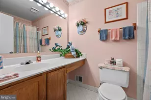 14518 Sorrento Ct, Burtonsville, MD 20866 - Photo 20