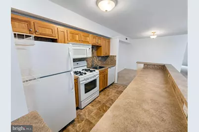 7559 Spring Lake Drive #7559-D2, Bethesda, MD 20817 - Photo 10