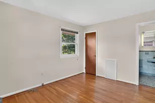 3131 Castleleigh Rd, Silver Spring, MD 20904 - Photo 16