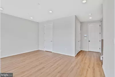 5933 Stonehenge Place, North Bethesda, MD 20852 - Photo 6