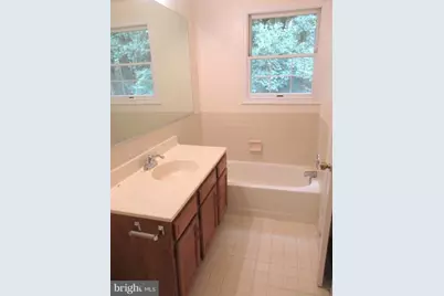 17109 Briardale Road, Rockville, MD 20855 - Photo 12