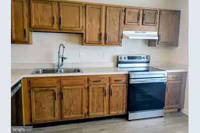 17109 Briardale Road, Rockville, MD 20855 - Photo 4