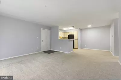 18502 Boysenberry Drive #156-74, Gaithersburg, MD 20879 - Photo 6
