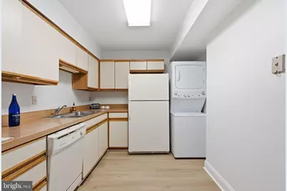 15100 Interlachen Drive #4-822, Silver Spring, MD 20906 - Photo 10