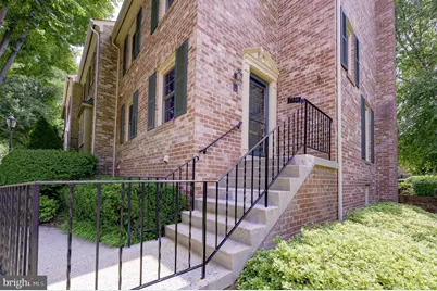 7518 Westlake Terrace #32, Bethesda, MD 20817 - Photo 4