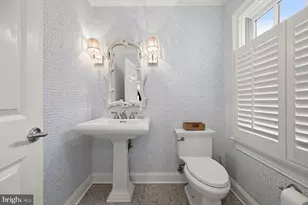 9019 Burdette Rd, Bethesda, MD 20817 - Photo 16