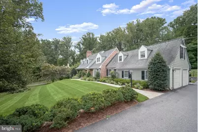 9019 Burdette Road, Bethesda, MD 20817 - Photo 2