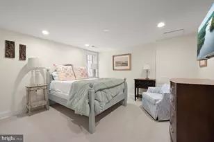9019 Burdette Rd, Bethesda, MD 20817 - Photo 32