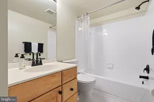 18263 Leman Lake Dr, Olney, MD 20832 - Photo 20
