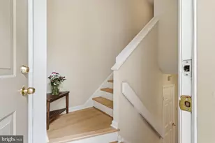 18263 Leman Lake Dr, Olney, MD 20832 - Photo 2