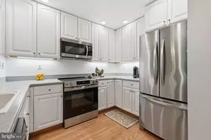 18263 Leman Lake Dr, Olney, MD 20832 - Photo 4