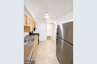 7521 Spring Lake Drive #B1, Bethesda, MD 20817 - Photo 4