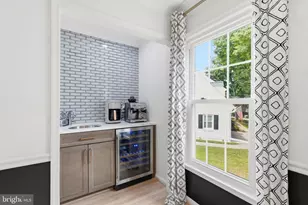 118 Upshire Cir, Gaithersburg, MD 20878 - Photo 14