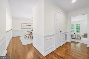 5919 Maplewood Park Pl, Bethesda, MD 20814 - Photo 10