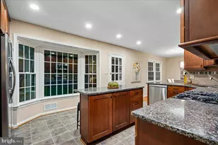 12207 Devilwood Dr, Potomac, MD 20854 - Photo 10