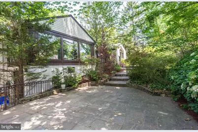 5628 Knollwood Road, Bethesda, MD 20816 - Photo 2