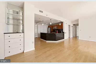 5750 Bou Avenue #812, Rockville, MD 20852 - Photo 10