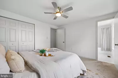 19327 Hottinger Circle, Germantown, MD 20874 - Photo 12