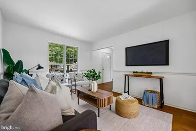 19327 Hottinger Circle, Germantown, MD 20874 - Photo 2