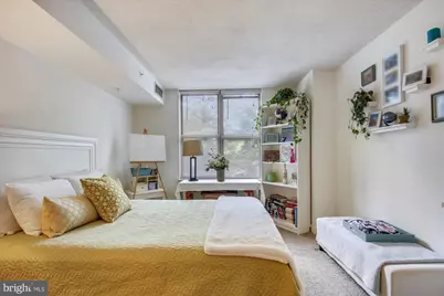 5000 Battery Lane #202, Bethesda, MD 20814 - Photo 4