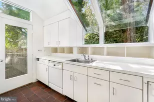 6704 Maple Ave, Chevy Chase, MD 20815 - Photo 20