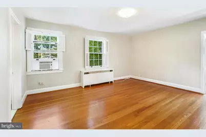 6704 Maple Avenue, Chevy Chase, MD 20815 - Photo 28
