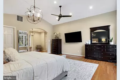7312 Burdette Court, Bethesda, MD 20817 - Photo 8