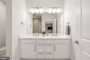 210 Decoverly Dr, Gaithersburg, MD 20878 - Photo 6
