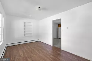25810 Frederick, Clarksburg, MD 20871 - Photo 4
