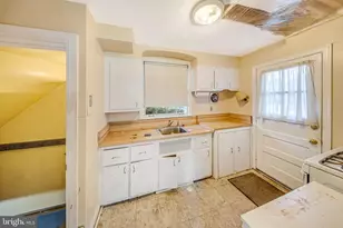 207 Lexington Dr, Silver Spring, MD 20901 - Photo 8
